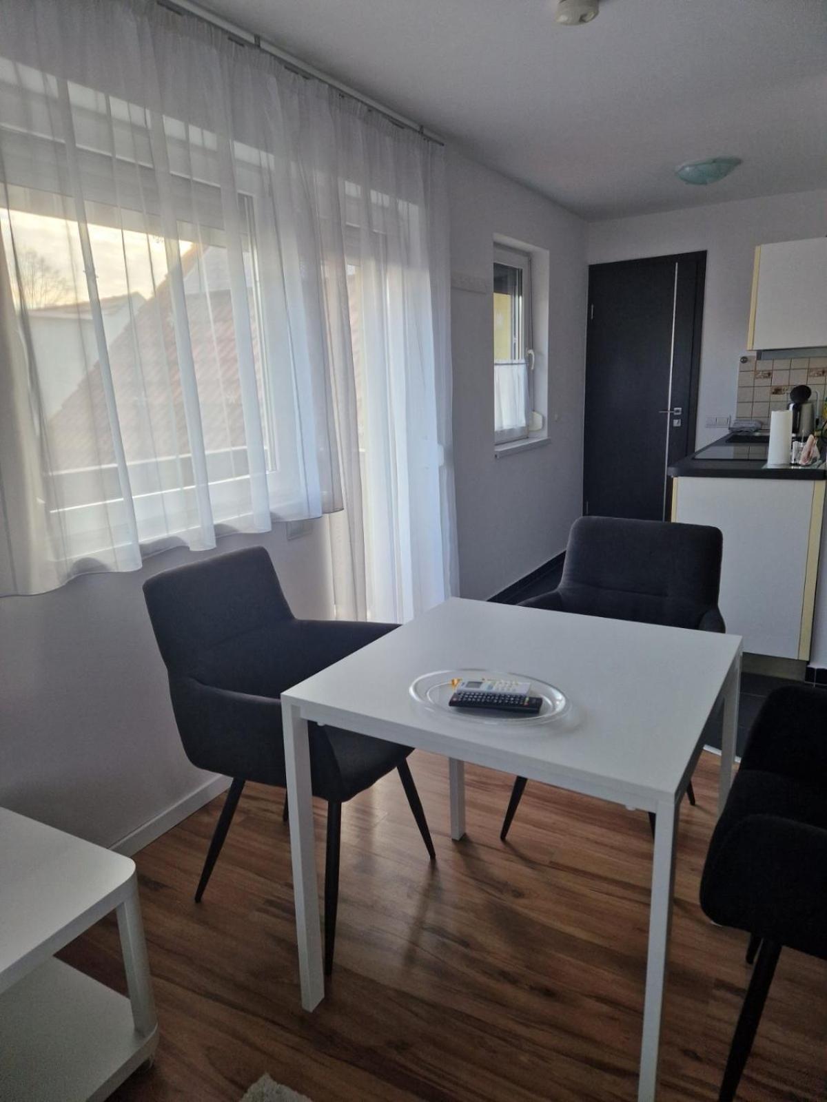 Nefelejcs Vendégház Gödöllő Exterior foto